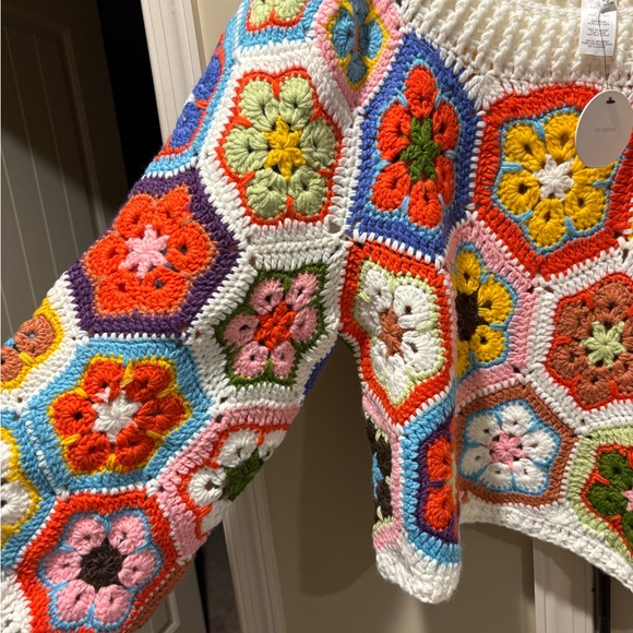 Miley Crochet Top - Picture 4 of 6